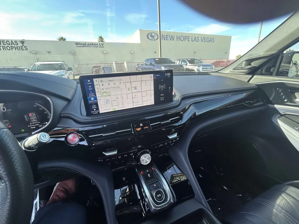 2025 Acura MDX 4th Gen - Image 4 of 11
