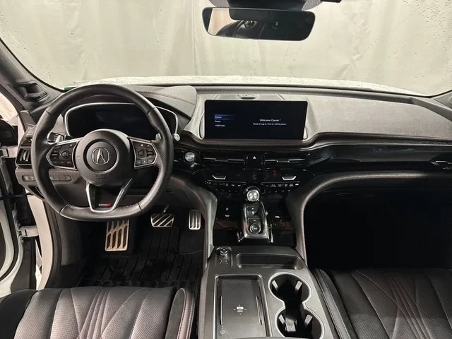 2025 Acura MDX 4th Gen - Image 10 of 20
