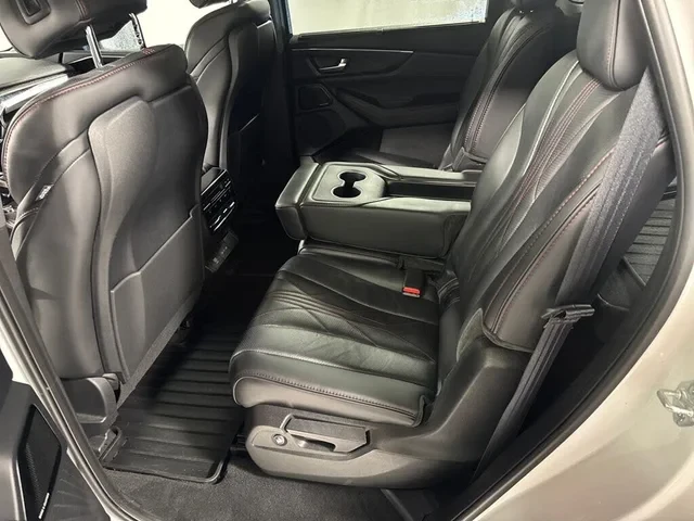 2025 Acura MDX 4th Gen - Image 6 of 20