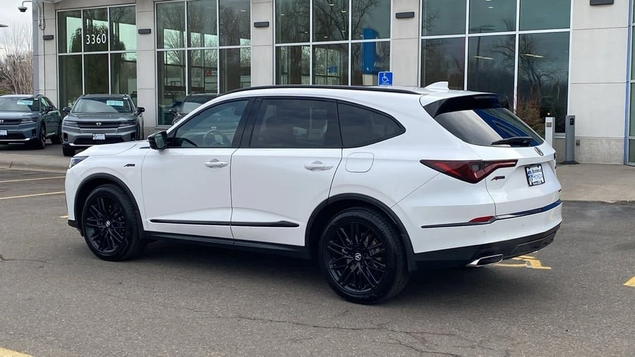 2025 Acura MDX 4th Gen - Image 7 of 18