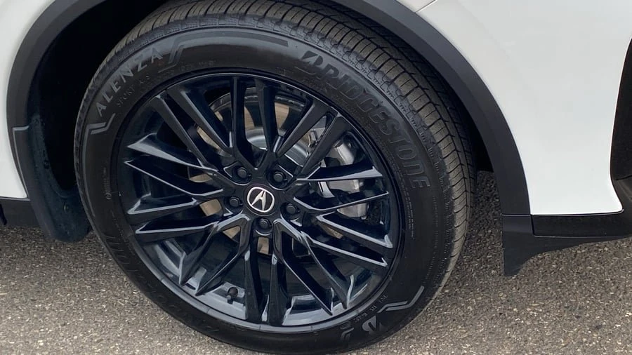 2025 Acura MDX 4th Gen - Image 10 of 18