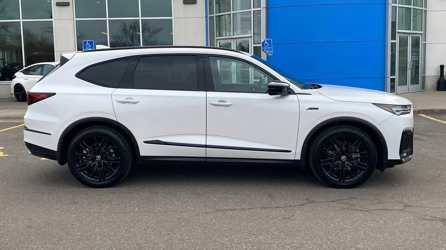 2025 Acura MDX 4th Gen - Image 4 of 18