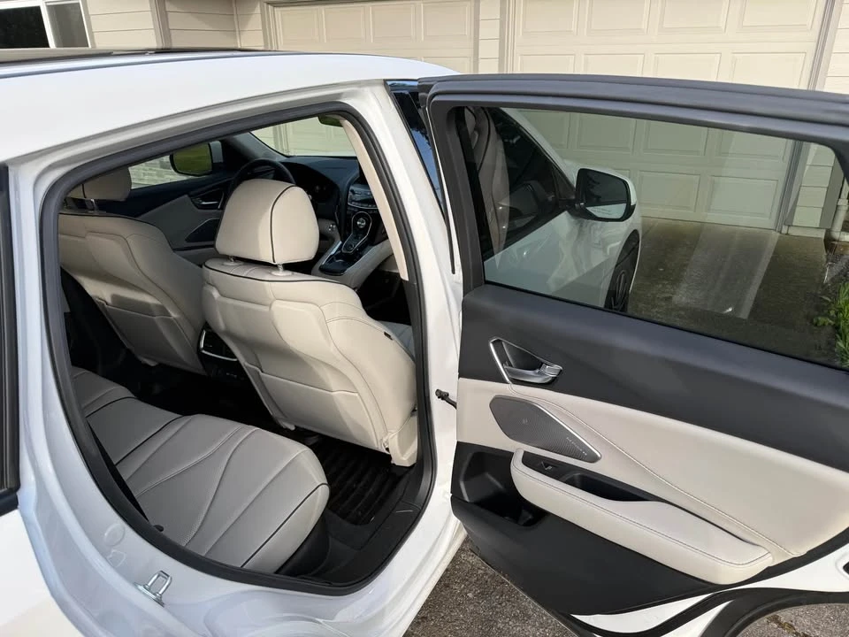2025 Acura RDX 3rd Gen - Image 8 of 9