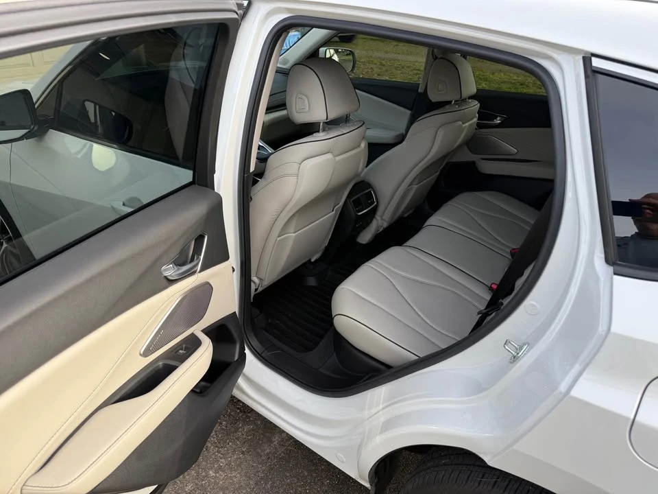2025 Acura RDX 3rd Gen - Image 9 of 9