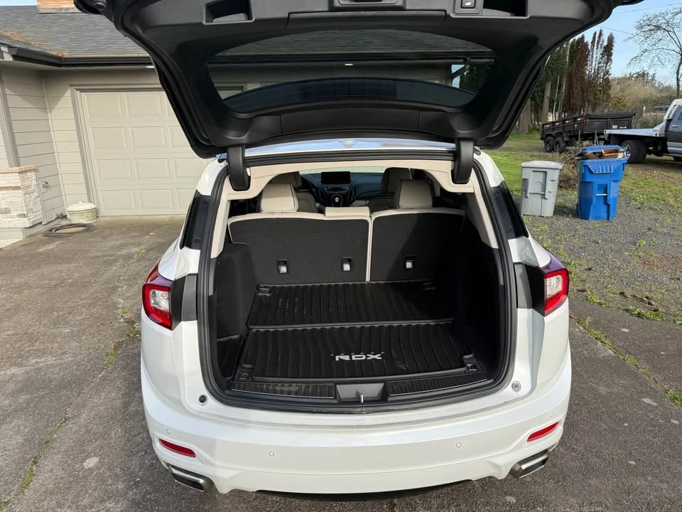 2025 Acura RDX 3rd Gen - Image 5 of 9