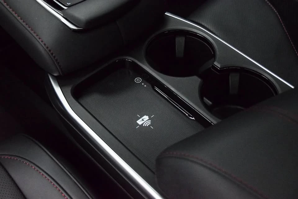 2025 Acura RDX 3rd Gen - Image 16 of 20