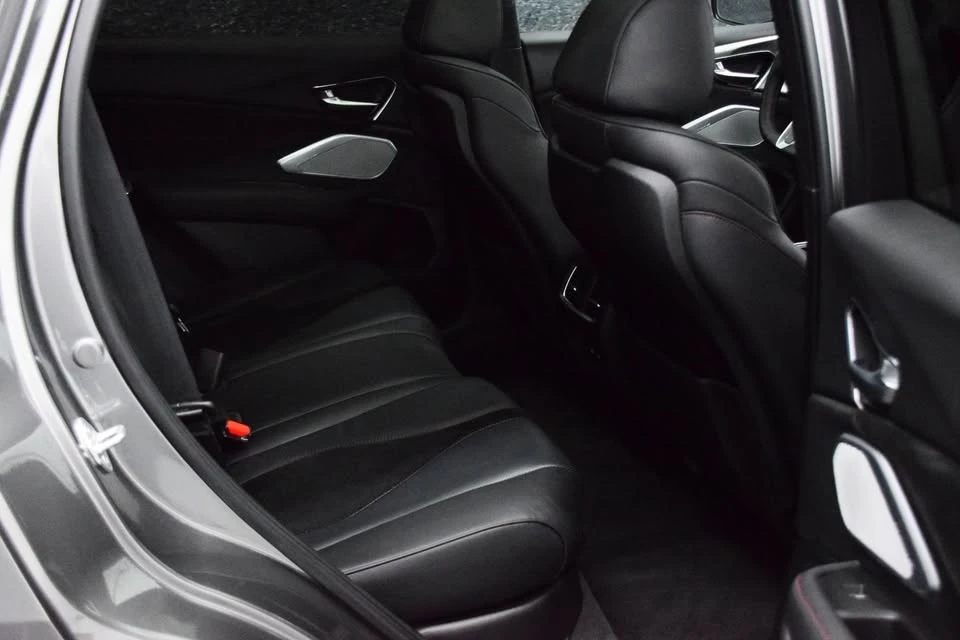 2025 Acura RDX 3rd Gen - Image 6 of 20