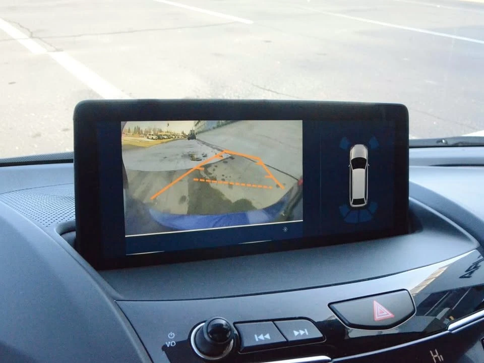 2025 Acura RDX 3rd Gen - Image 12 of 16