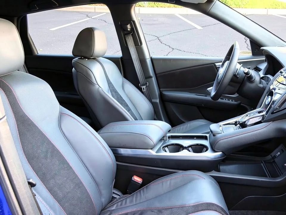2025 Acura RDX 3rd Gen - Image 14 of 16
