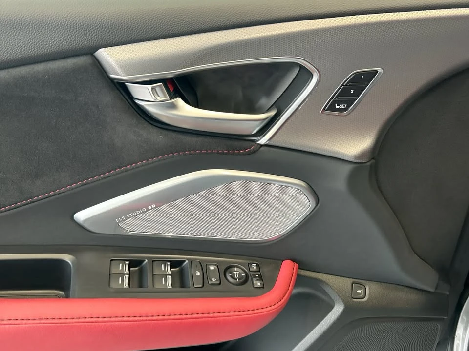 2025 Acura RDX 3rd Gen - Image 13 of 14