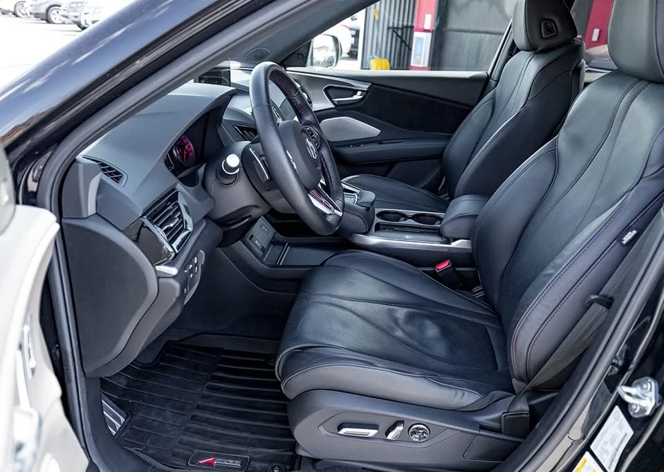 2025 Acura RDX 3rd Gen - Image 8 of 9