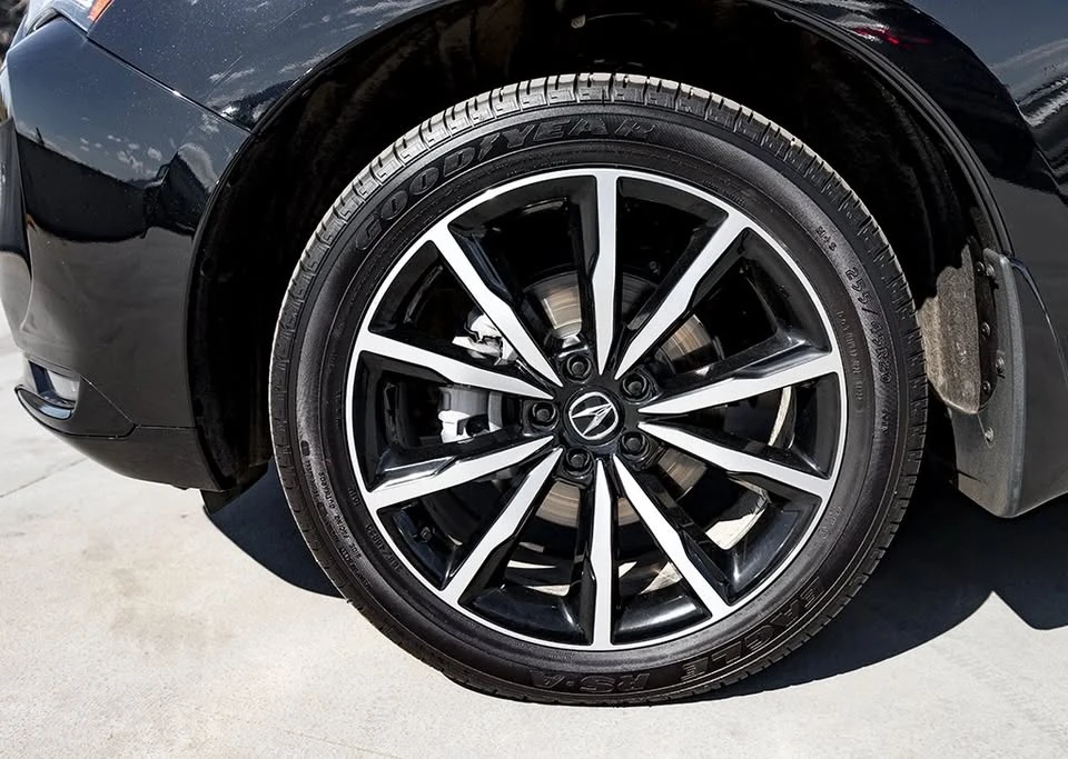 2025 Acura RDX 3rd Gen - Image 4 of 9