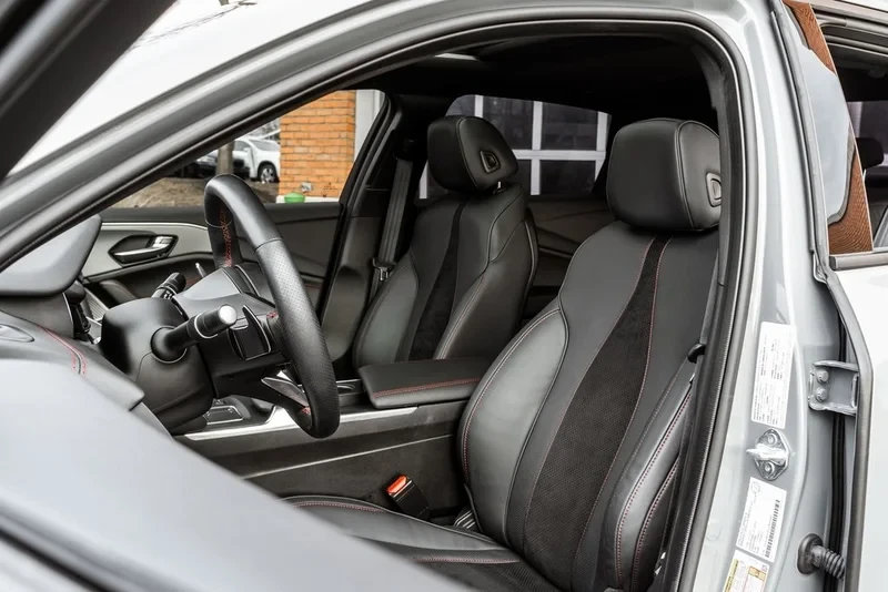 2025 Acura TLX 2nd Gen - Image 5 of 19