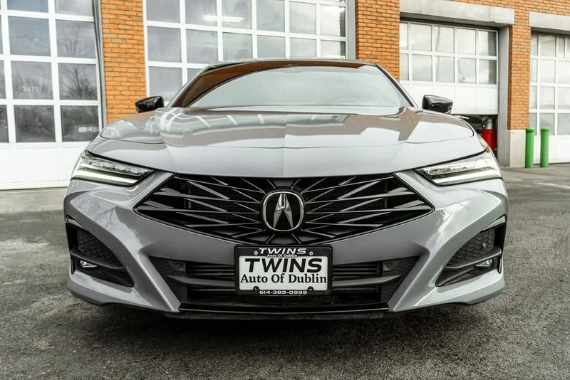 2025 Acura TLX 2nd Gen - Image 16 of 19