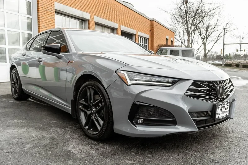 2025 Acura TLX 2nd Gen - Image 4 of 19