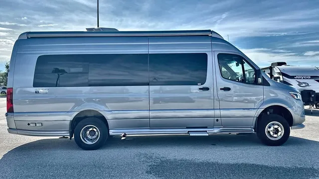 2025 Airstream Interstate 24ft Mercedes AWD 24GT