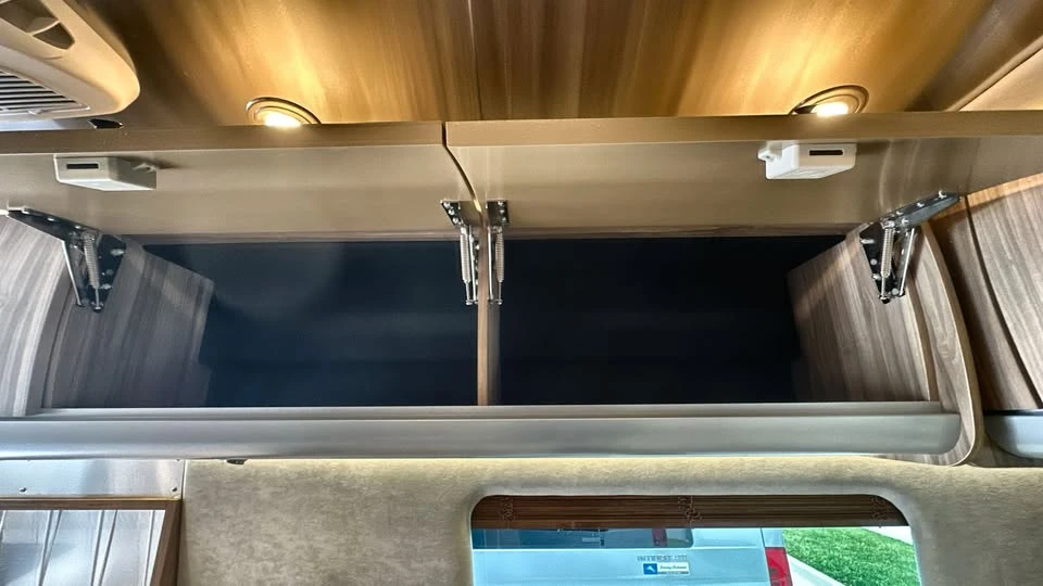 2025 Airstream - Image 20 of 20