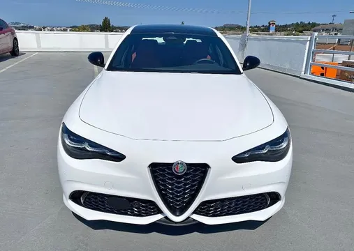 2025 Alfa Romeo Giulia AWD