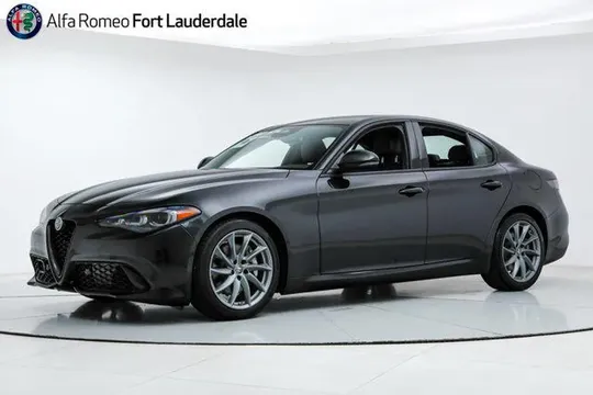 2025 Alfa Romeo Giulia