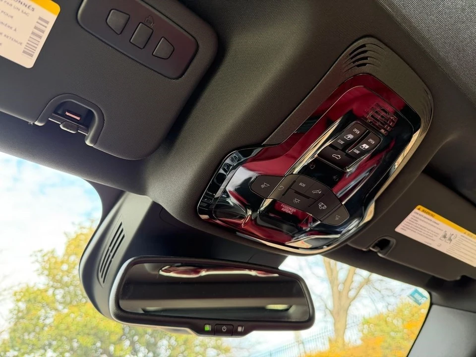 2025 Alfa Romeo Giulia - Image 29 of 31