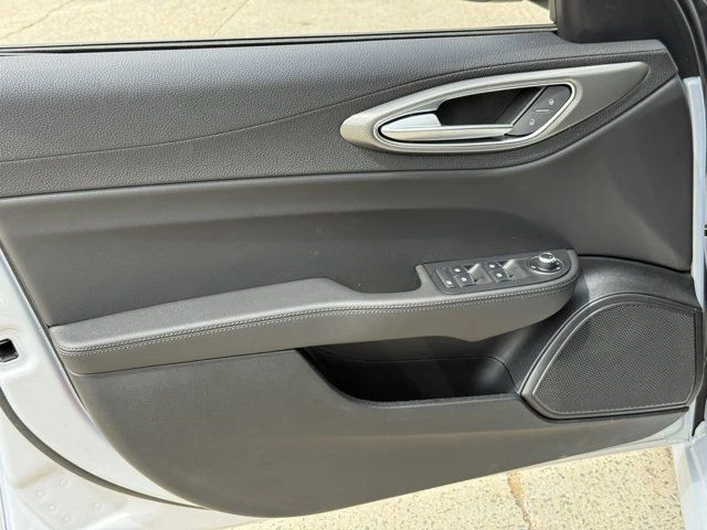 2025 Alfa Romeo Giulia - Image 12 of 12