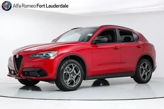 2025 Alfa Romeo Stelvio