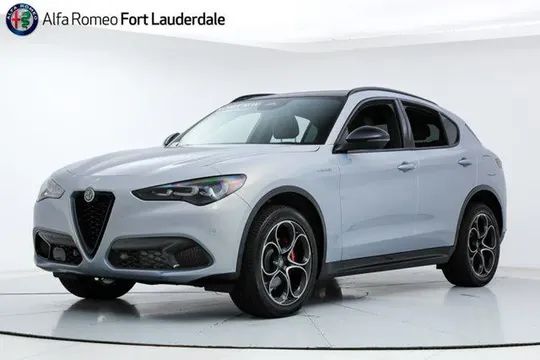 2025 Alfa Romeo Stelvio