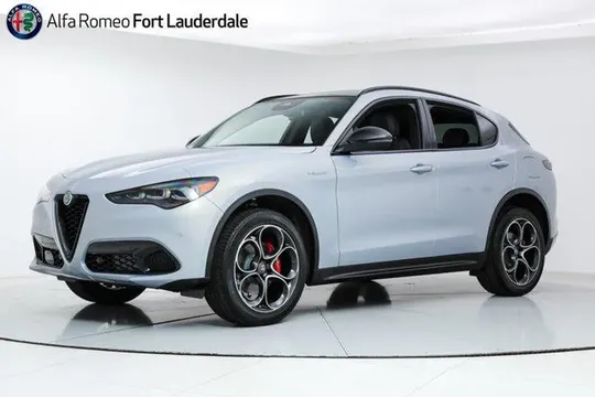 2025 Alfa Romeo Stelvio