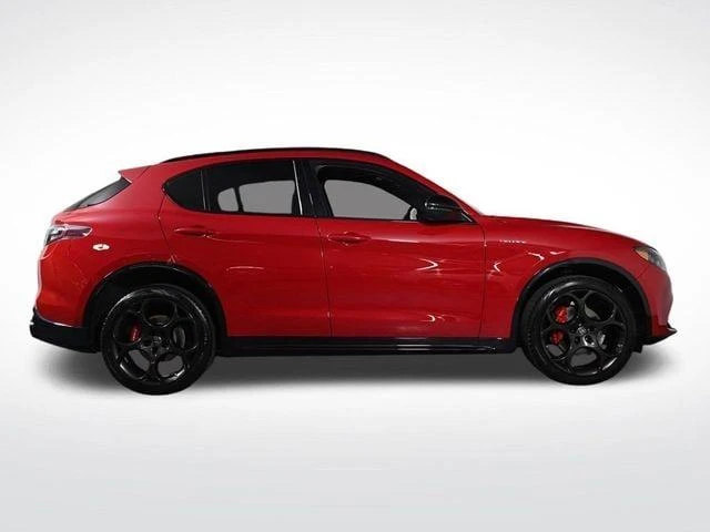 2025 Alfa Romeo Stelvio - Image 6 of 20