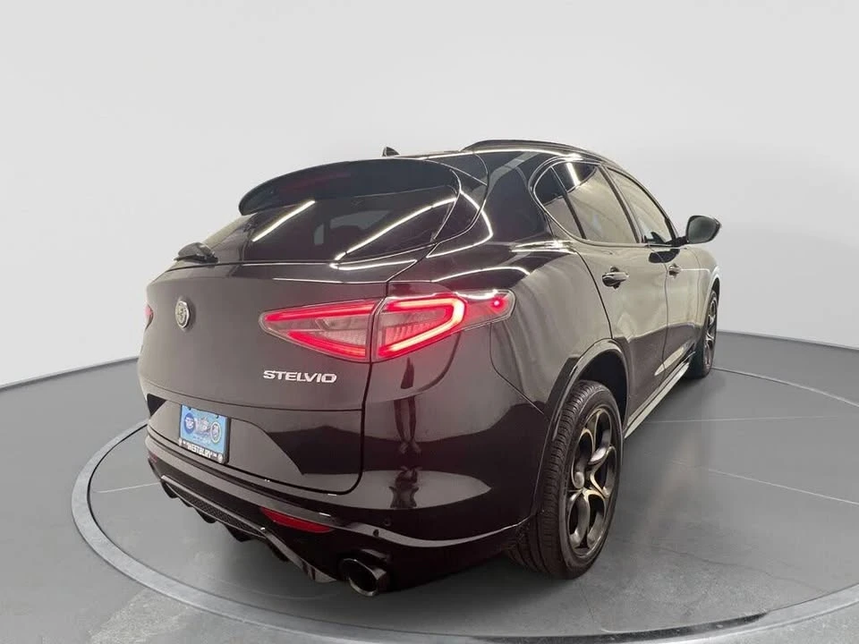 2025 Alfa Romeo Stelvio - Image 5 of 20