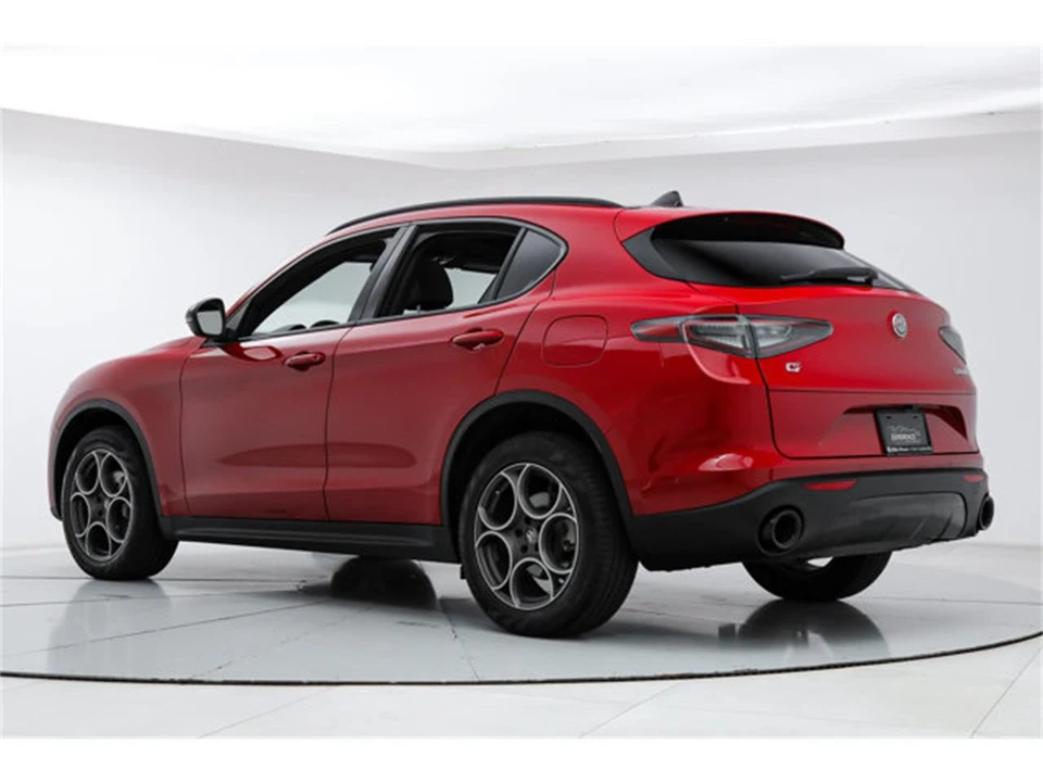 2025 Alfa Romeo Stelvio - Image 3 of 21