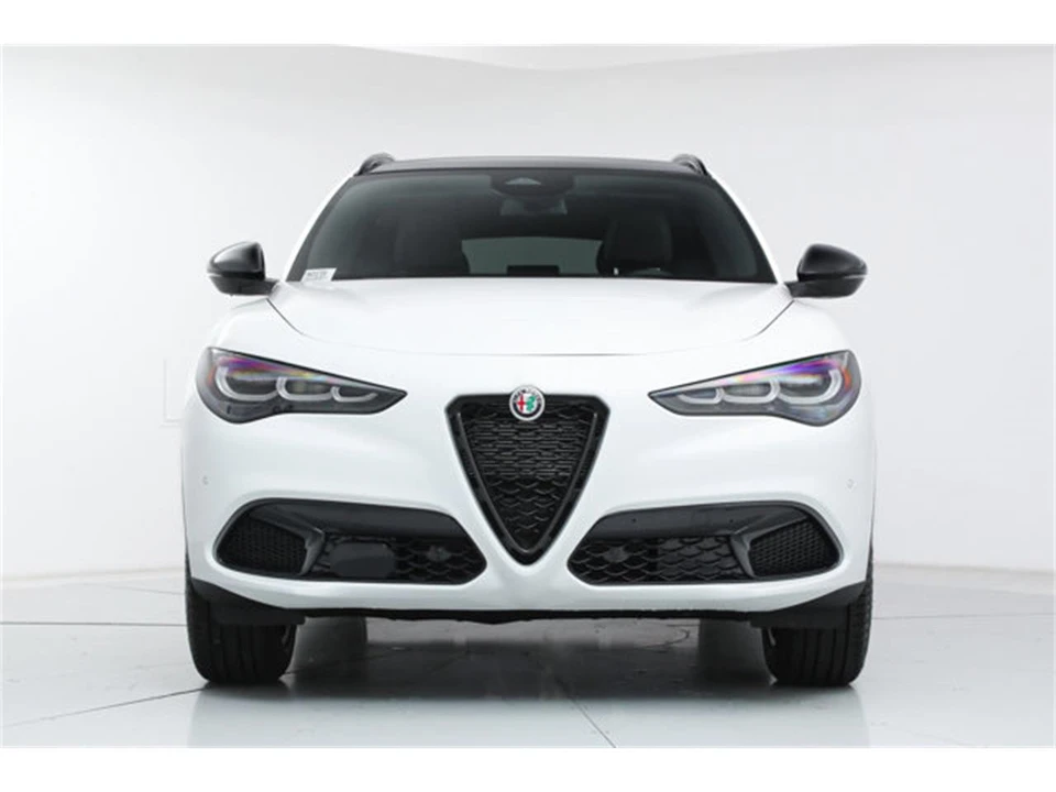 2025 Alfa Romeo Stelvio - Image 8 of 20