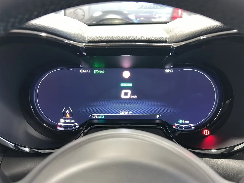 2025 Alfa Romeo Tonale - Image 20 of 20