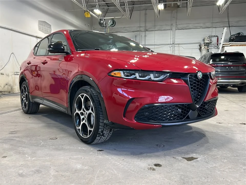 2025 Alfa Romeo Tonale - Image 3 of 20