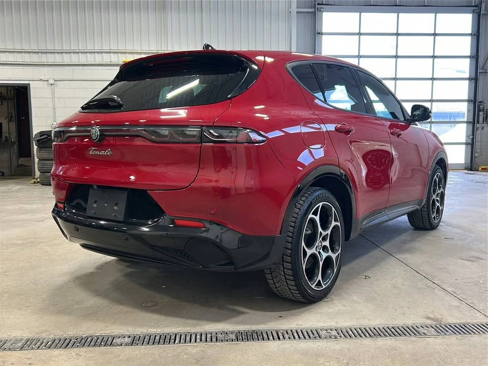 2025 Alfa Romeo Tonale - Image 5 of 20