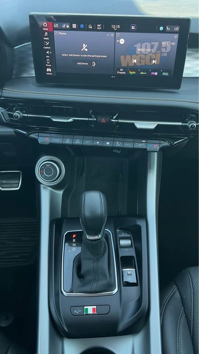 2025 Alfa Romeo Tonale - Image 15 of 15
