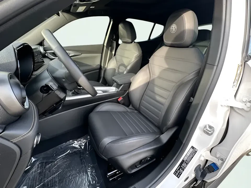 2025 Alfa Romeo Tonale - Image 19 of 20