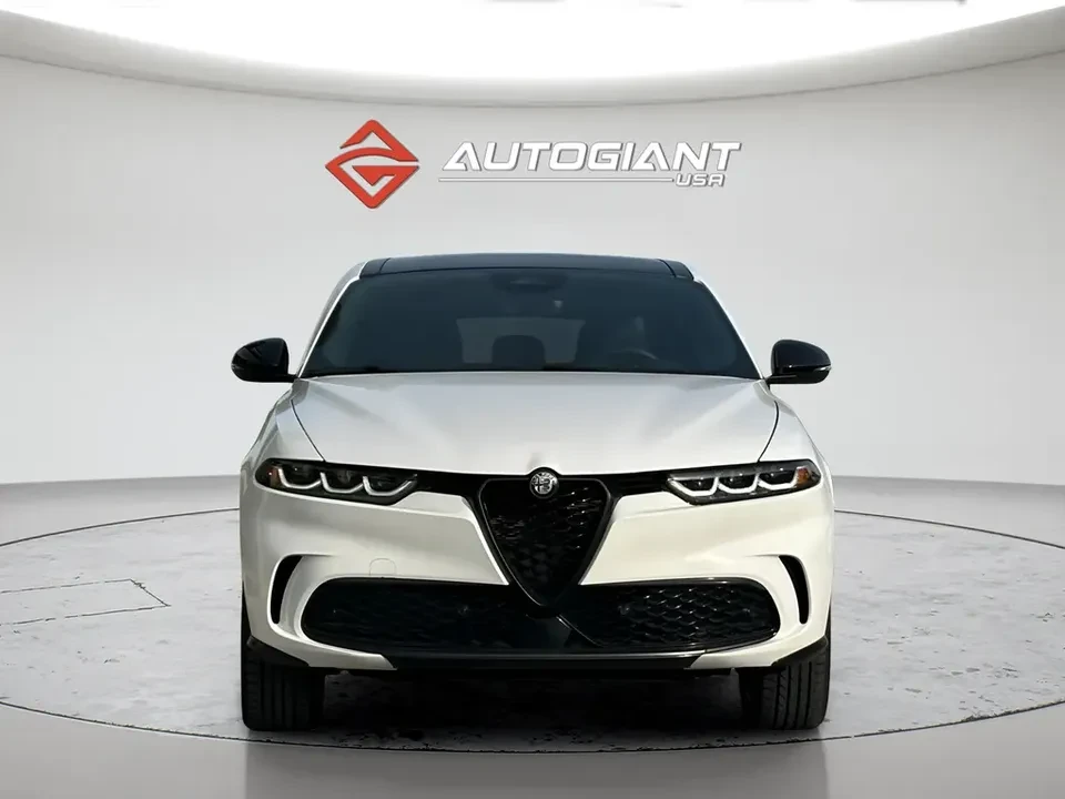 2025 Alfa Romeo Tonale - Image 4 of 20