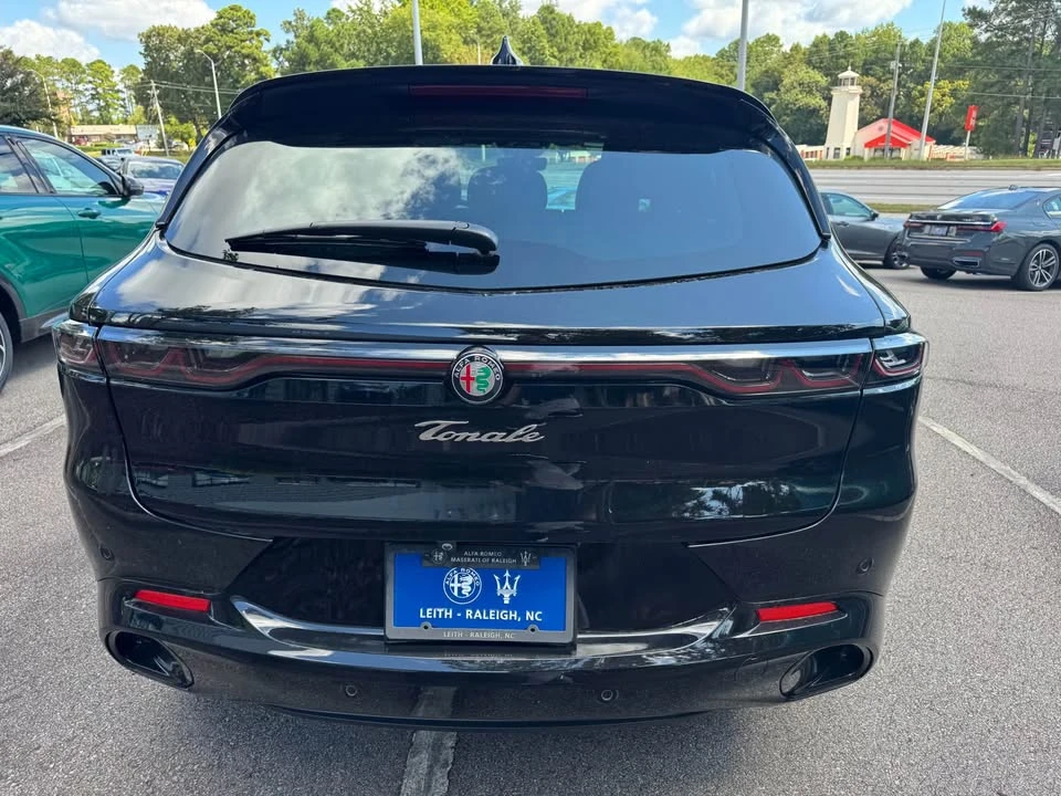 2025 Alfa Romeo Tonale - Image 7 of 9
