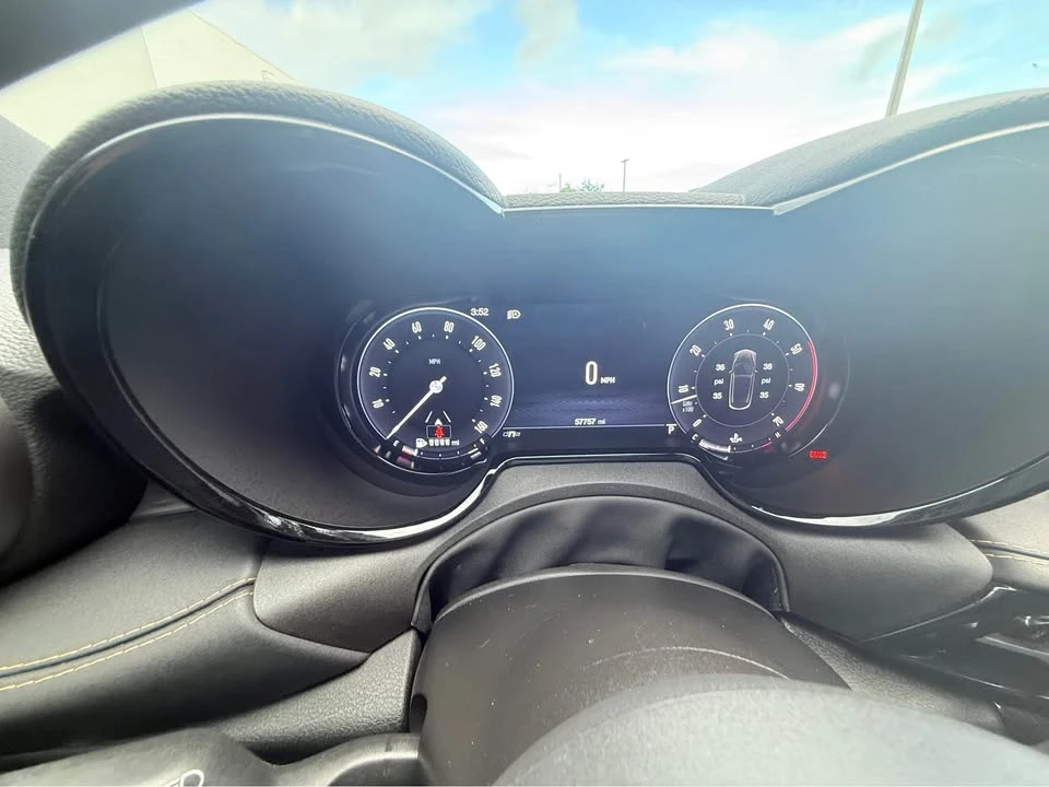 2025 Alfa Romeo Tonale - Image 17 of 18