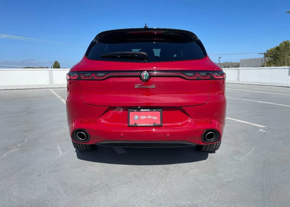 2025 Alfa Romeo Tonale - Image 5 of 8