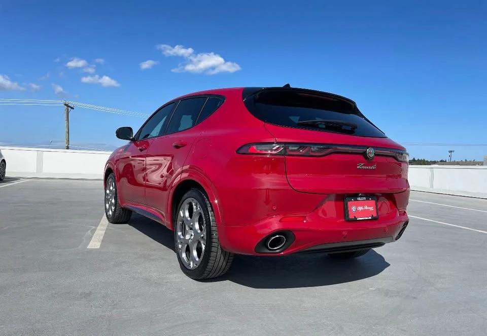 2025 Alfa Romeo Tonale - Image 4 of 8
