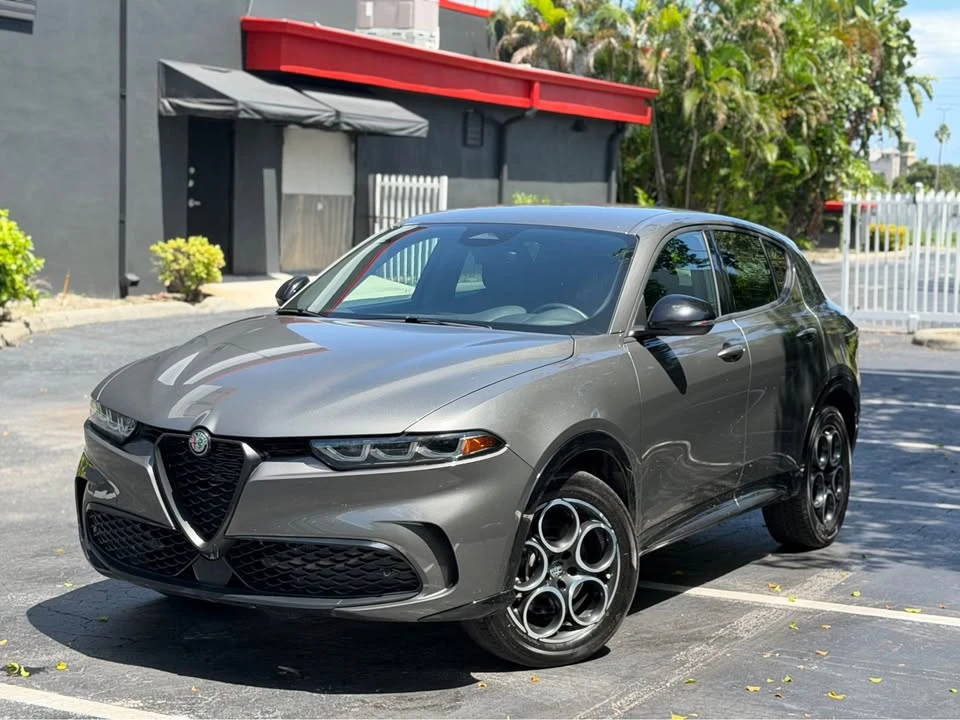 2025 Alfa Romeo Tonale - Image 19 of 20