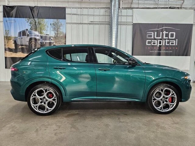 2025 Alfa Romeo Tonale - Image 5 of 20