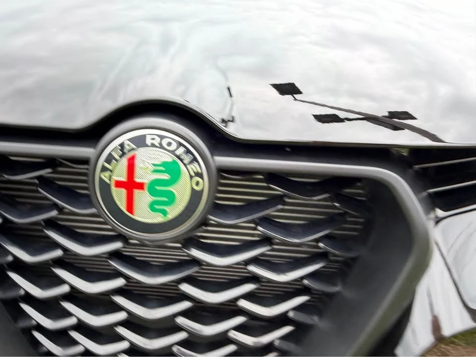 2025 Alfa Romeo Tonale - Image 10 of 10