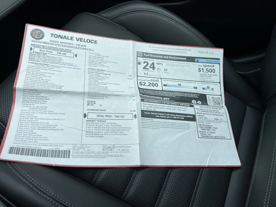 2025 Alfa Romeo Tonale - Image 31 of 31