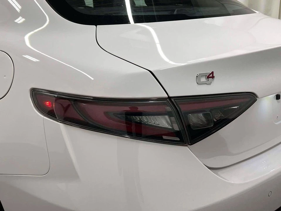 2025 Alfa Romeo Giulia - Image 8 of 9