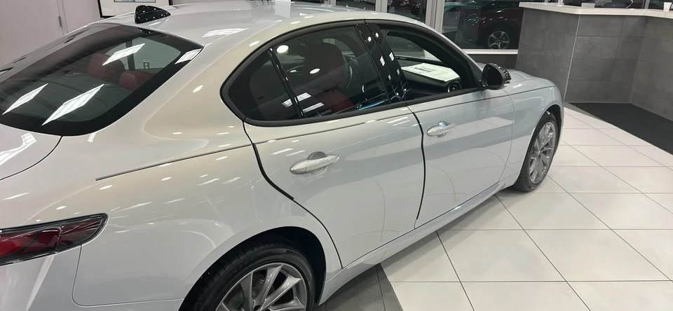 2025 Alfa Romeo Giulia - Image 9 of 9
