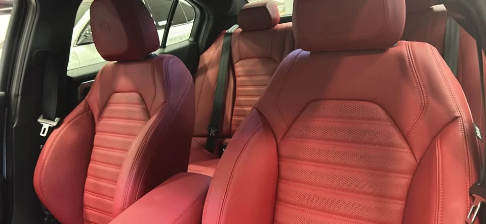 2025 Alfa Romeo Giulia - Image 4 of 9