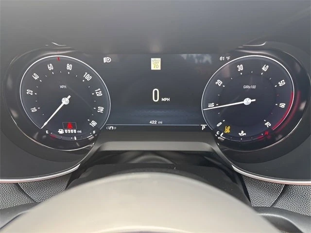2025 Alfa Romeo Giulia - Image 10 of 18